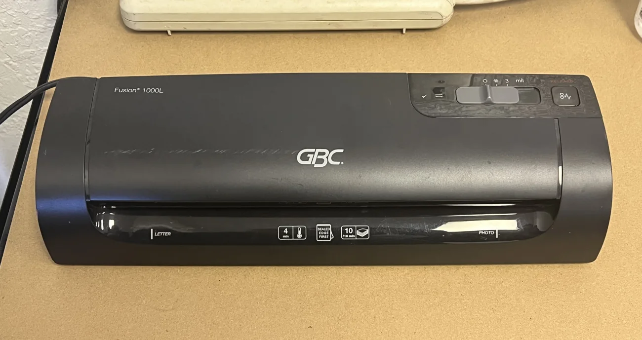 Document lamination machine